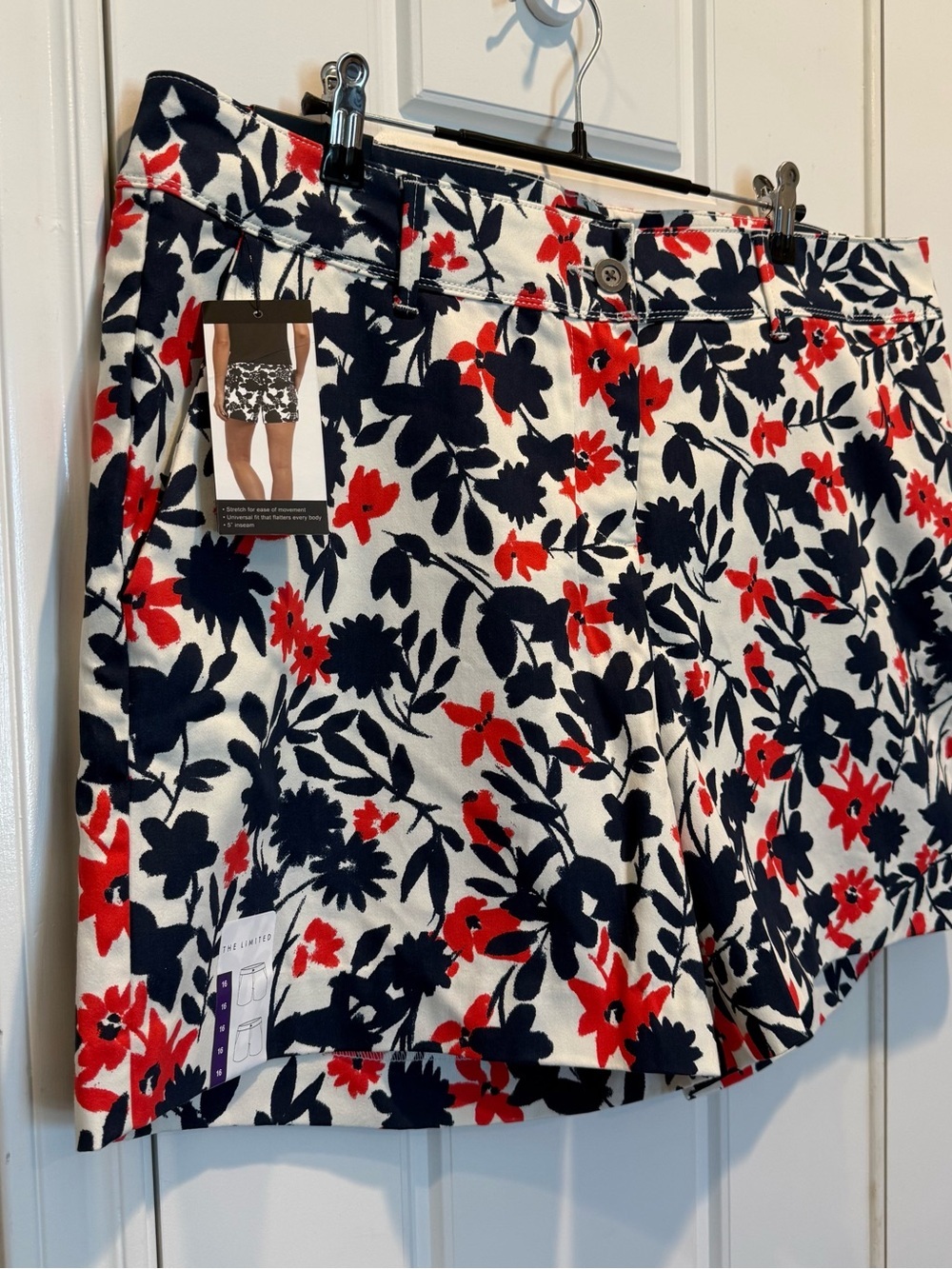 The Limited Red & Navy Floral Cotton Shorts NWT - Picture 3 of 9
